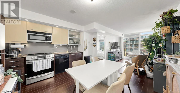 539-8 Telegram Mews, Toronto, ON, M5V 3Z5 - 13