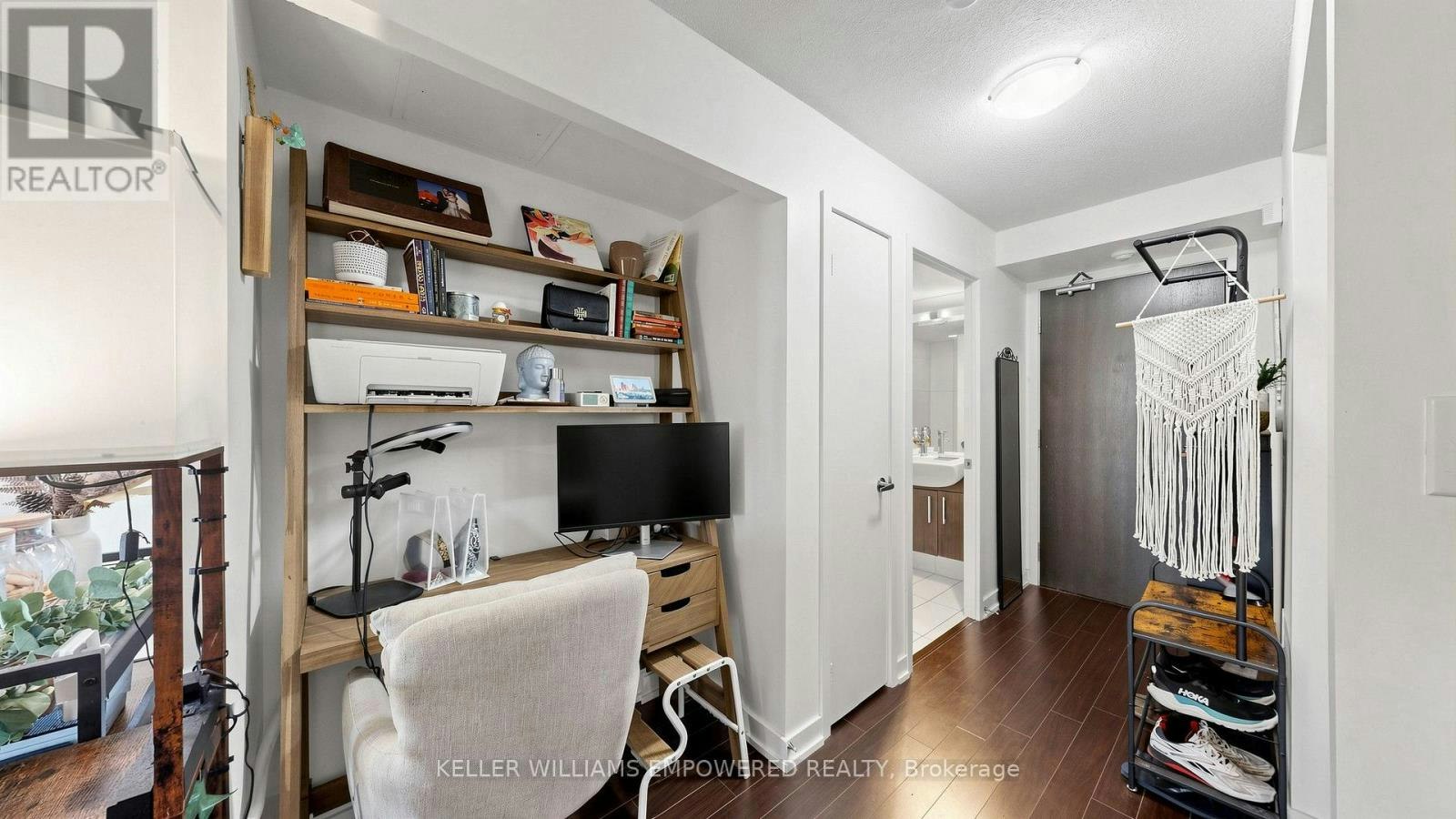 539-8 Telegram Mews, Toronto, ON, M5V 3Z5 - 23