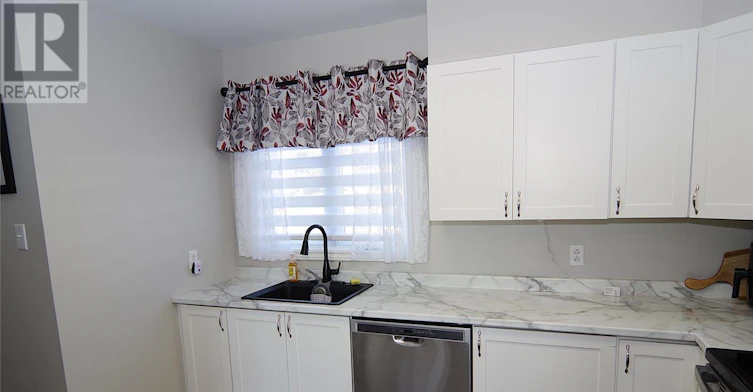 75 Barachois Street, St Johns, NL, A1E 3Z2 - 7