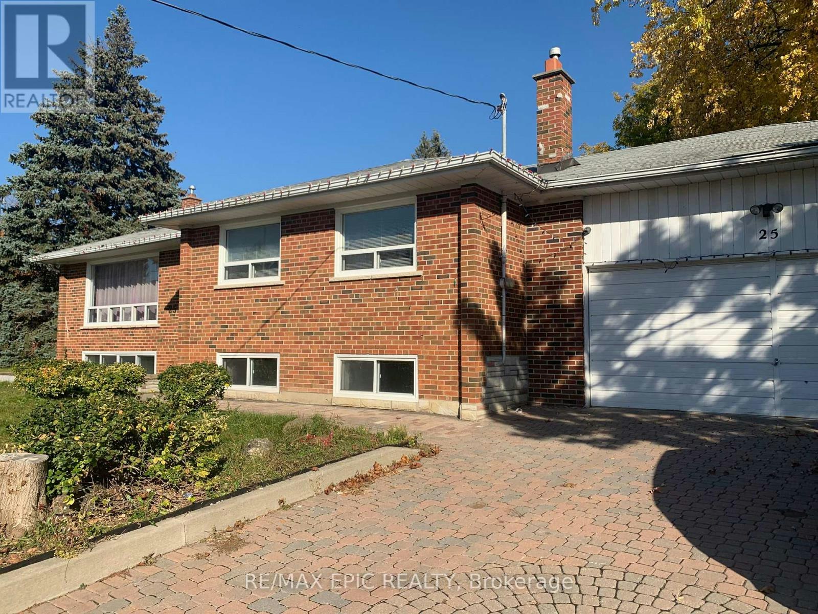 MAIN-25 Gentry Crescent, Richmond Hill, ON, L4C 2G8
