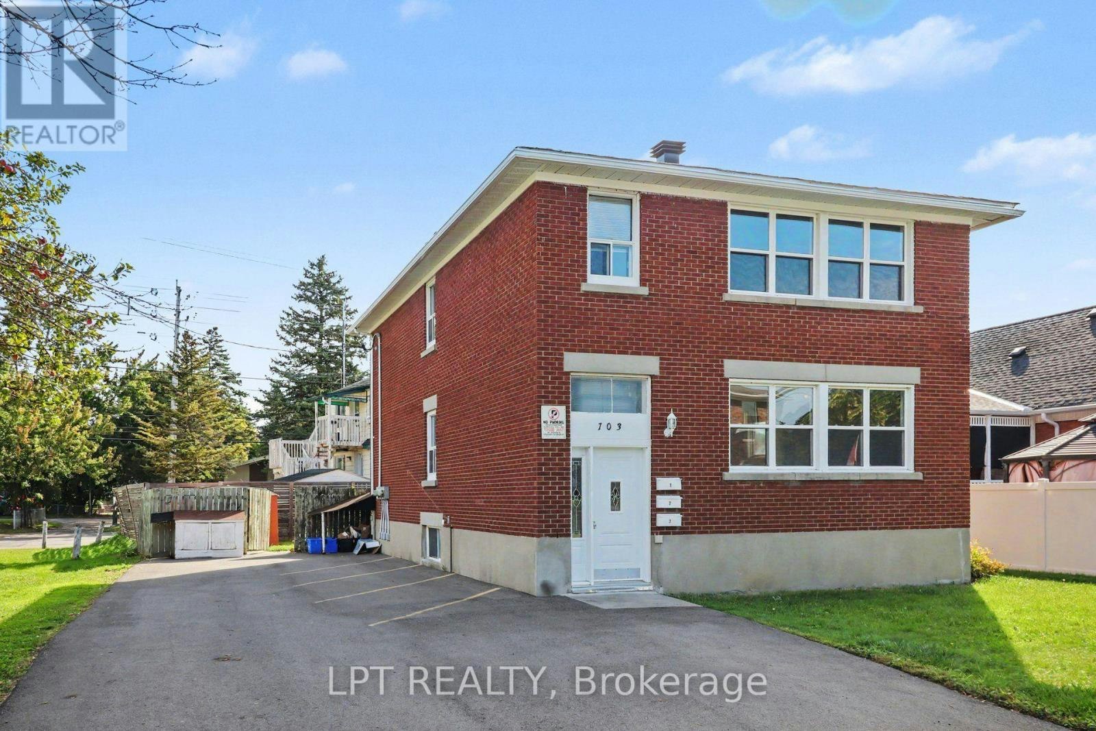 703 Morgan Street, Ottawa, ON, K1K 3M3