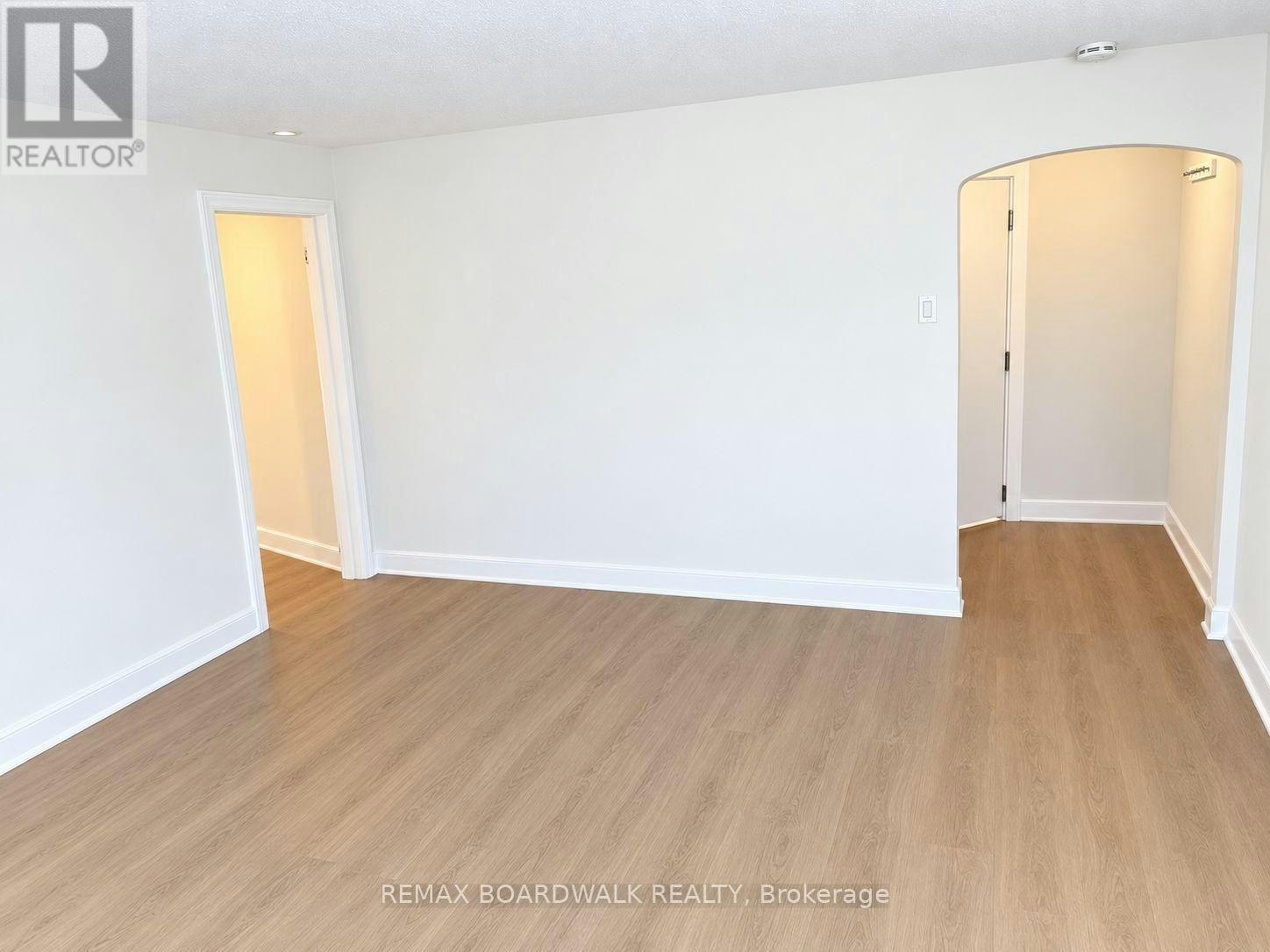 A-11 Kippewa Drive, Ottawa, ON, K1S 3G3 - 9