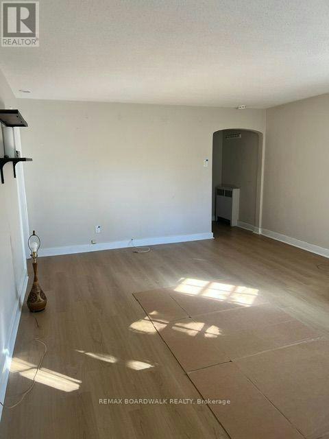 A-11 Kippewa Drive, Ottawa, ON, K1S 3G3 - 8