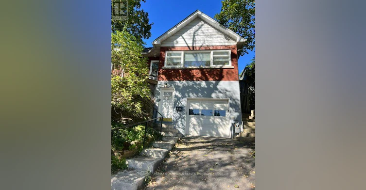 A-11 Kippewa Drive, Ottawa, ON, K1S 3G3