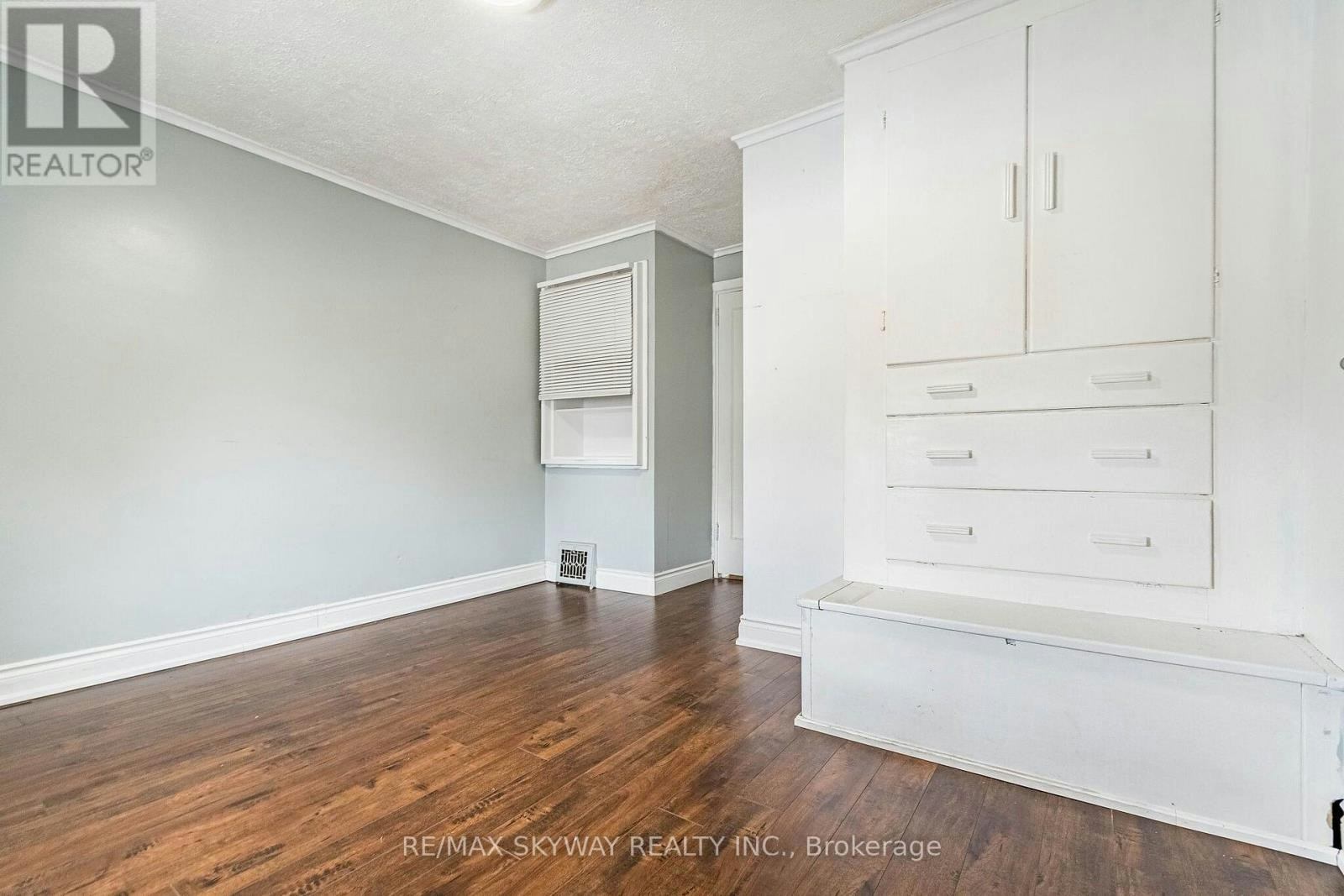 1230 Duke Street, Cambridge, ON, N3H 3V7 - 33