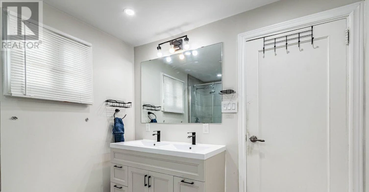 1230 Duke Street, Cambridge, ON, N3H 3V7 - 39