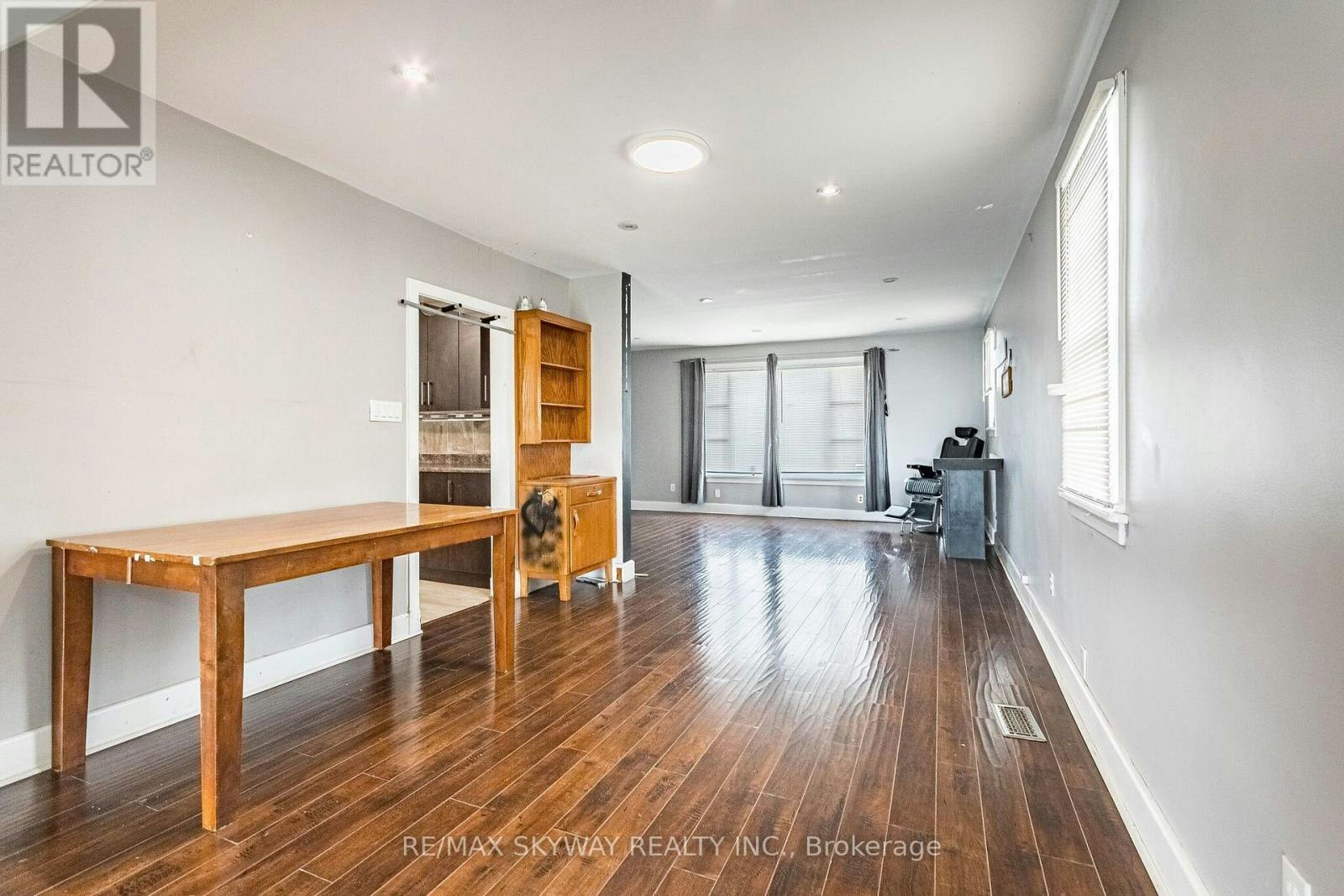 1230 Duke Street, Cambridge, ON, N3H 3V7 - 37