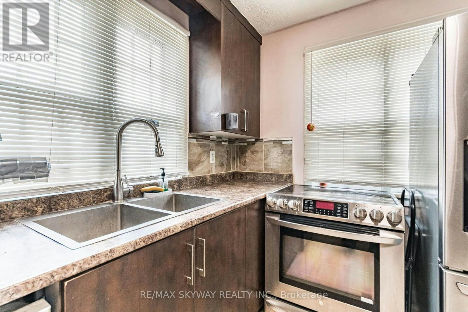 1230 Duke Street, Cambridge, ON, N3H 3V7 - 22