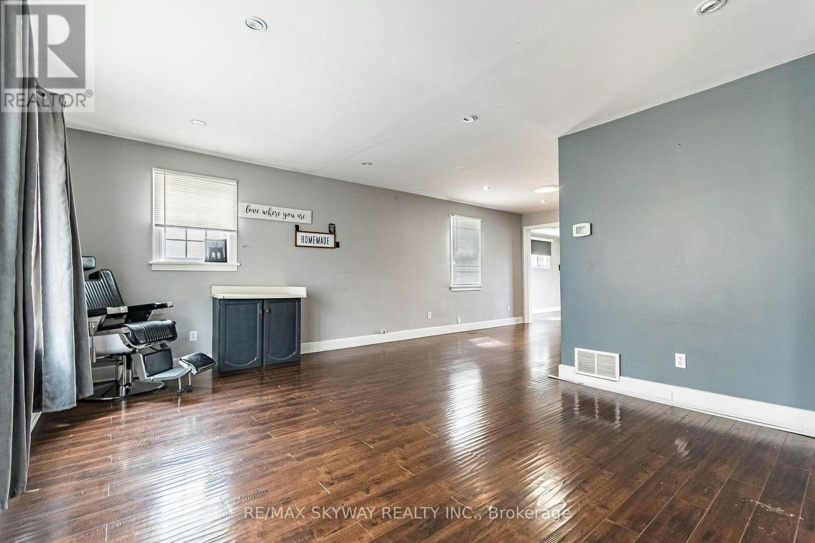 1230 Duke Street, Cambridge, ON, N3H 3V7 - 23