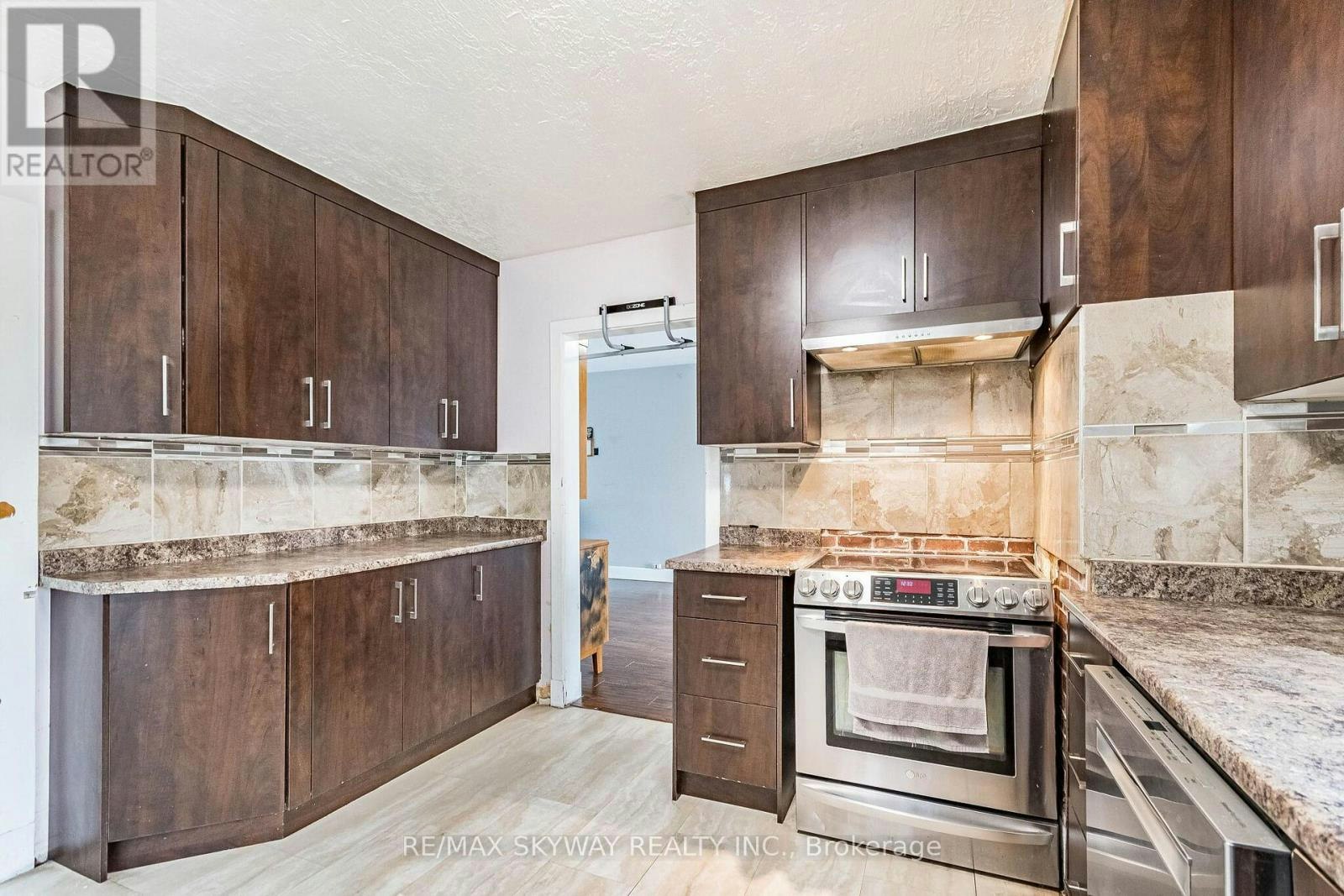 1230 Duke Street, Cambridge, ON, N3H 3V7 - 21