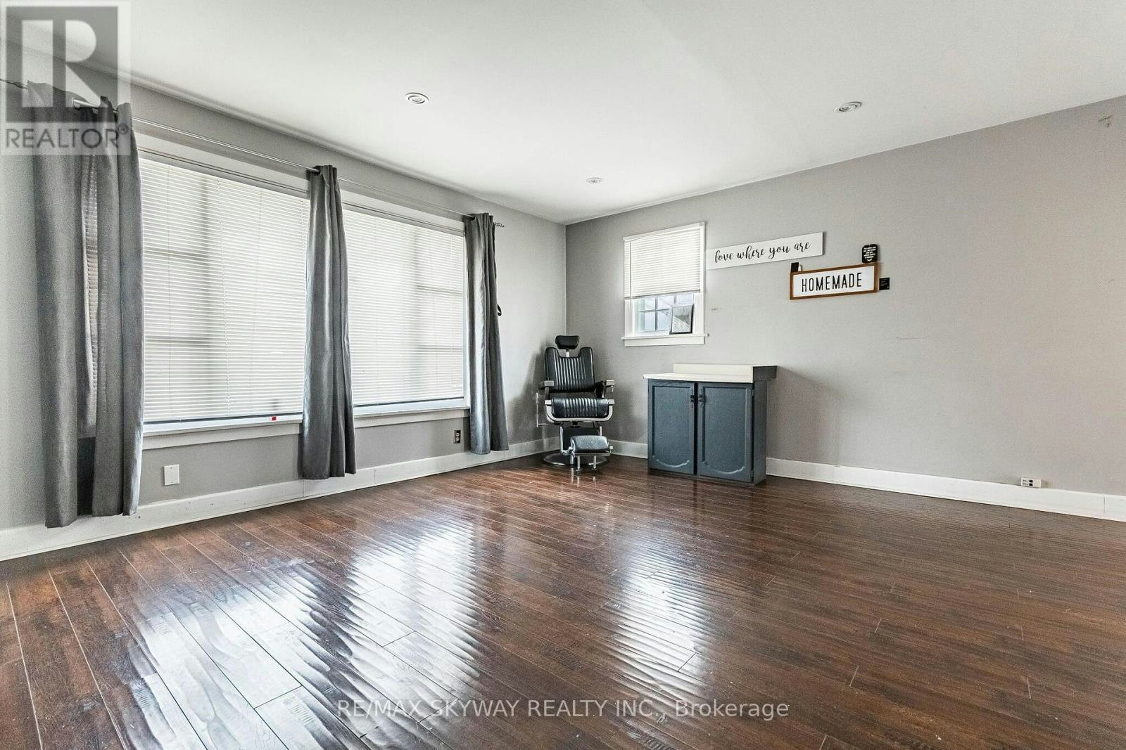 1230 Duke Street, Cambridge, ON, N3H 3V7 - 19