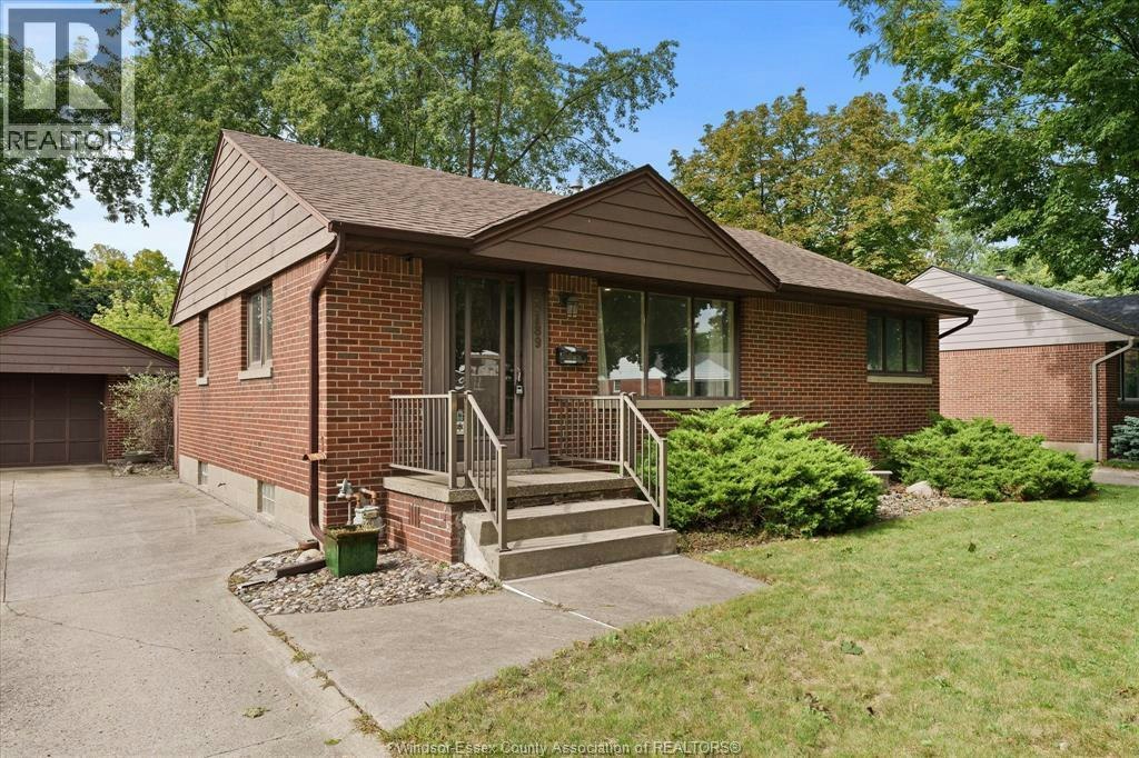3189 Mckay, Windsor, ON, N9E 2R4