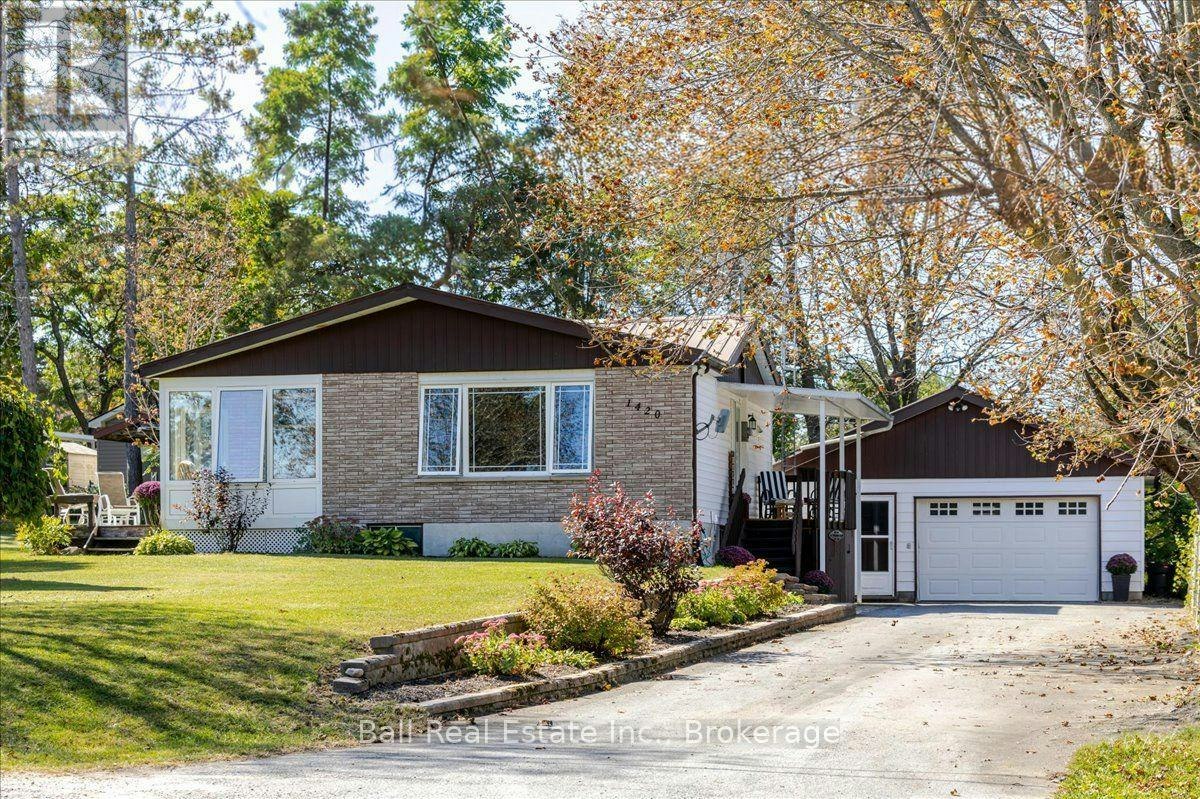 1420 Eastview Drive, Smith-Ennismore-Lakefield, ON, K0L 1T0
