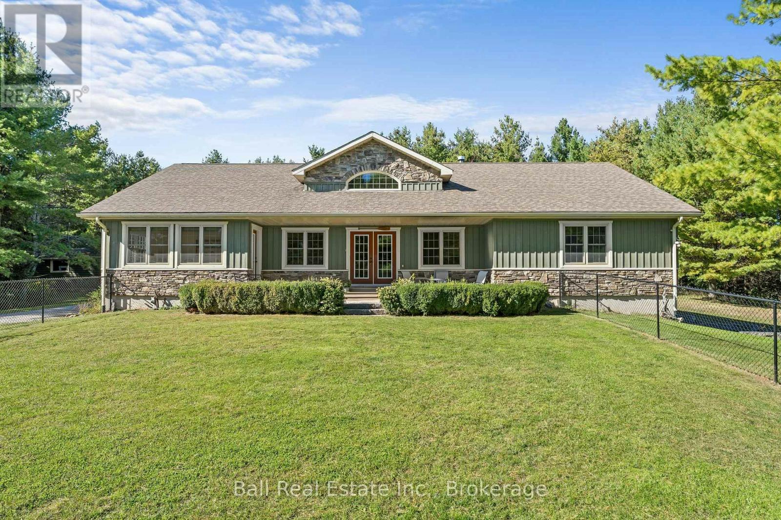 382 Lakehurst Circle Road, Galway-Cavendish and Harvey, ON, K0L 1J0
