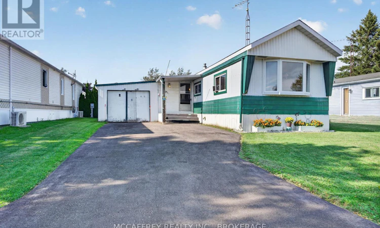 6 Cedar Street
