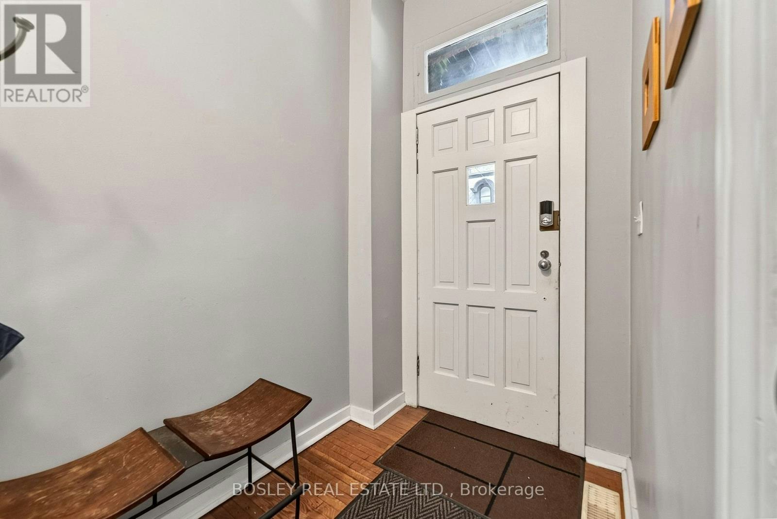 MAIN FLOOR-20 Draper Street, Toronto, ON, M5V 2M4 - 3