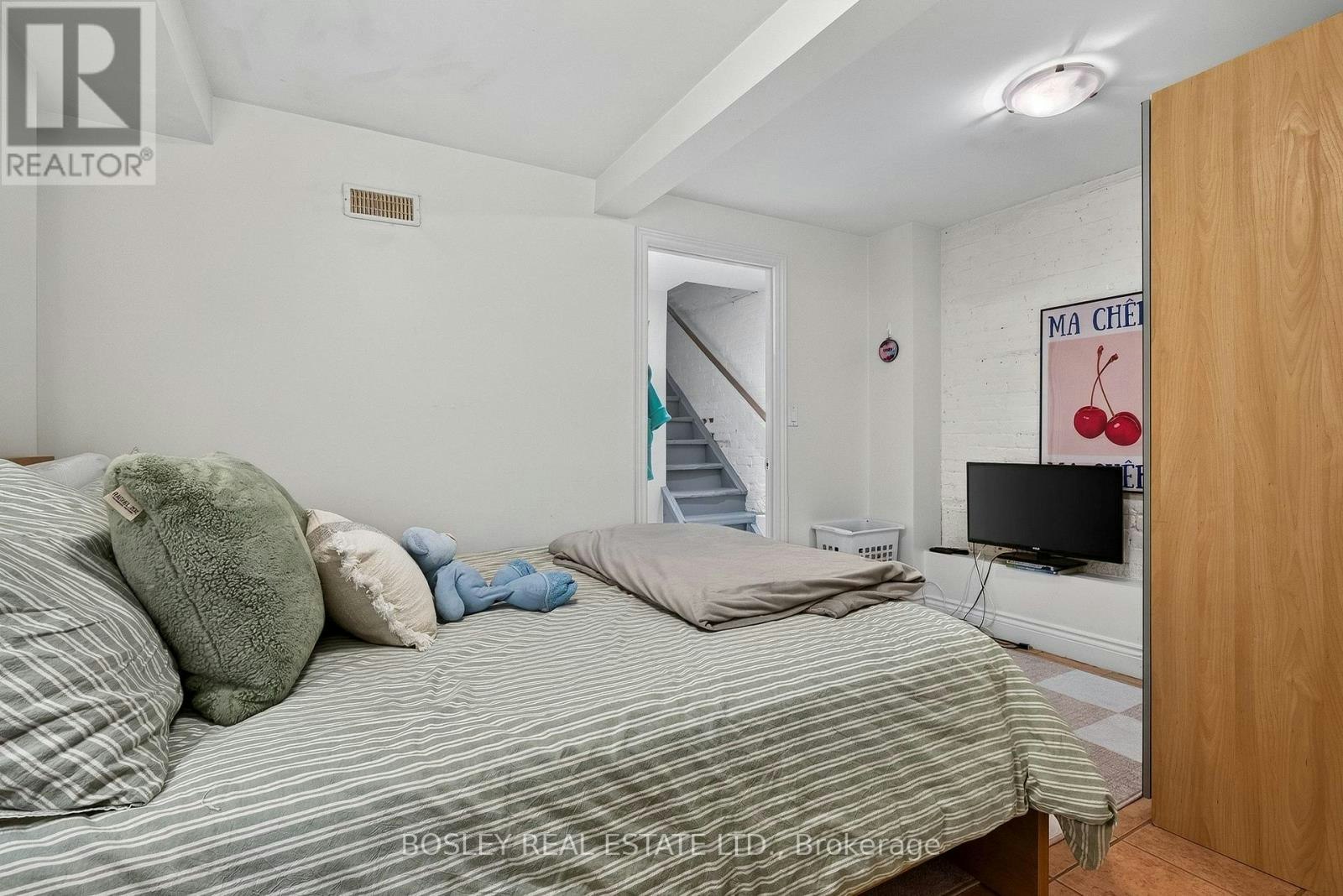 MAIN FLOOR-20 Draper Street, Toronto, ON, M5V 2M4 - 21