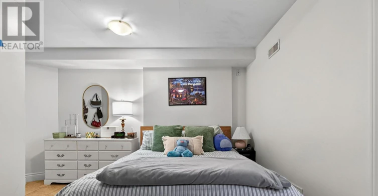MAIN FLOOR-20 Draper Street, Toronto, ON, M5V 2M4 - 20