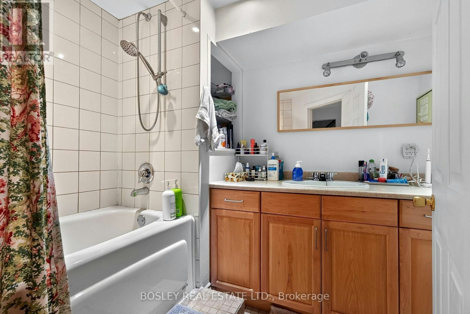 MAIN FLOOR-20 Draper Street, Toronto, ON, M5V 2M4 - 22