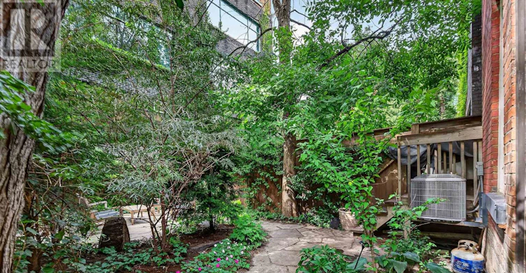 MAIN FLOOR-20 Draper Street, Toronto, ON, M5V 2M4 - 27