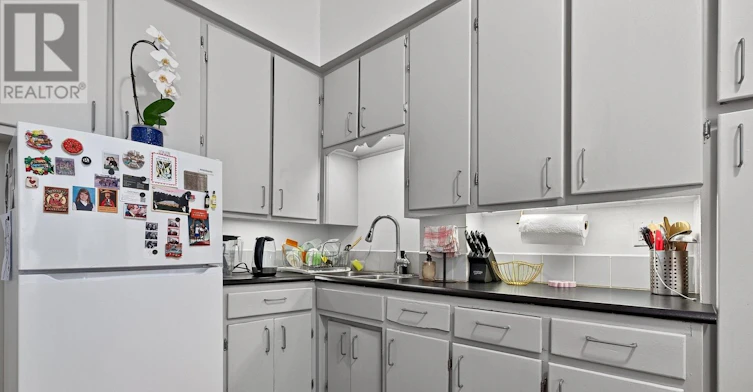MAIN FLOOR-20 Draper Street, Toronto, ON, M5V 2M4 - 16