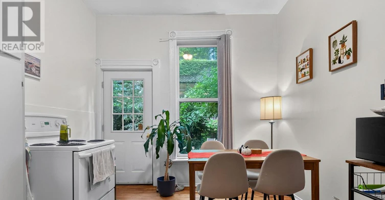 MAIN FLOOR-20 Draper Street, Toronto, ON, M5V 2M4 - 13