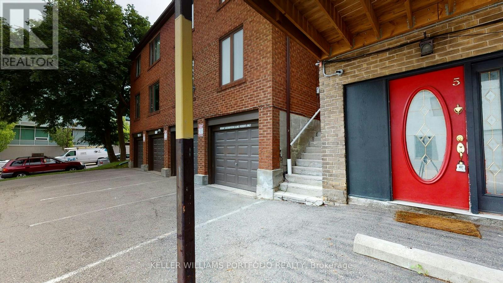 5-546 Eglinton Avenue E, Toronto, ON, M4P 1N9 - 4