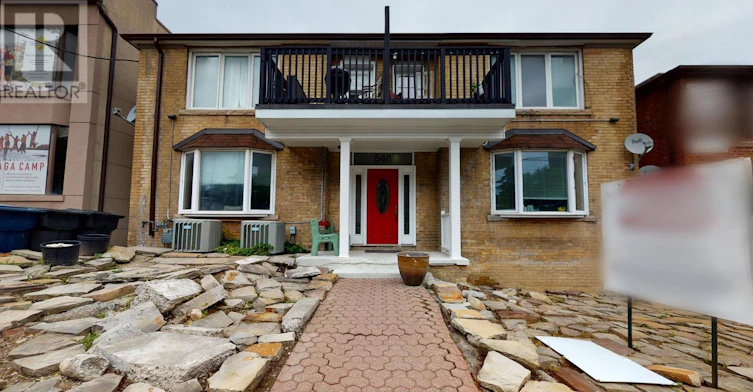 5-546 Eglinton Avenue E, Toronto, ON, M4P 1N9