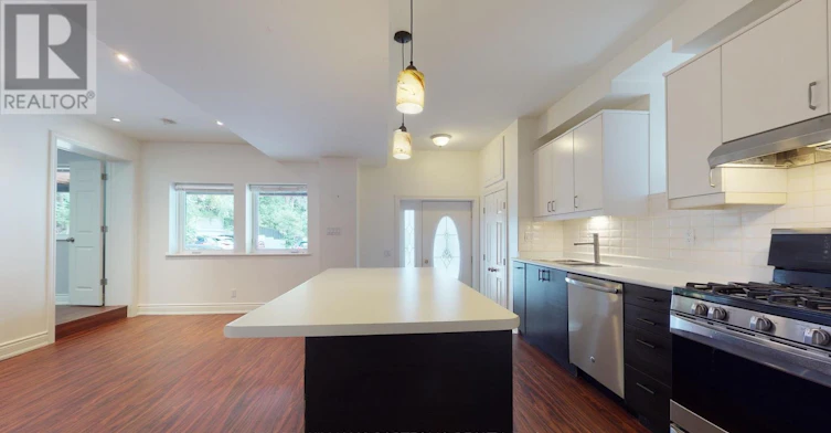 5-546 Eglinton Avenue E, Toronto, ON, M4P 1N9 - 14