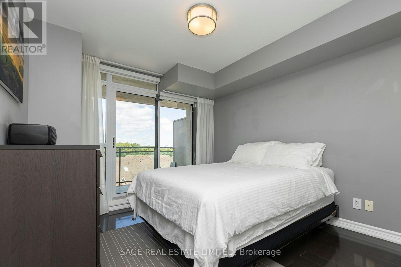 502-120 Dalliomore Circle, Toronto, ON, M3C 4J1 - 21