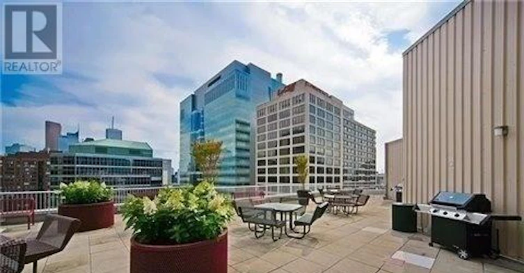 605-717 Bay Street, Toronto, ON, M5G 2J9 - 12