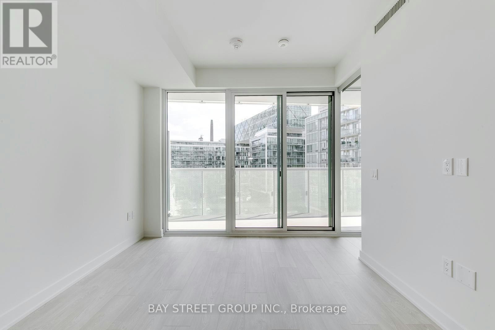 624-15 Queens Quay E, Toronto, ON, M4J 1Y1 - 12