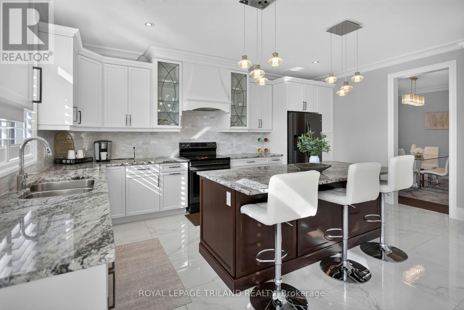6515 French Avenue, London, ON, N6P 0G5 - 5