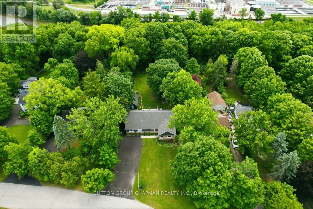 408 Old Riverside Drive, London, ON, N6H 4T3