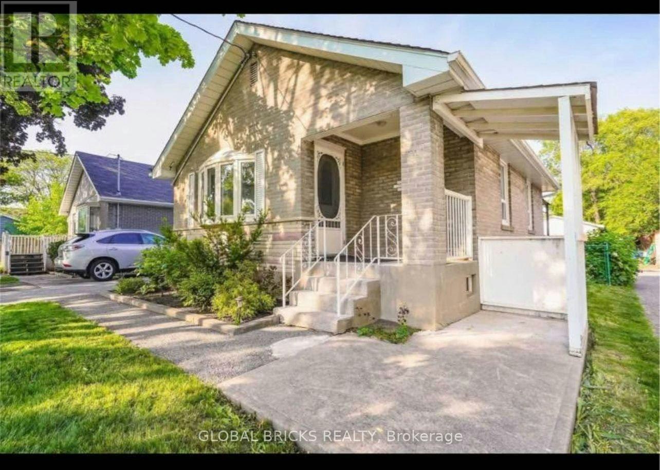 931 Byron Street N, Whitby, ON, L1N 4P2