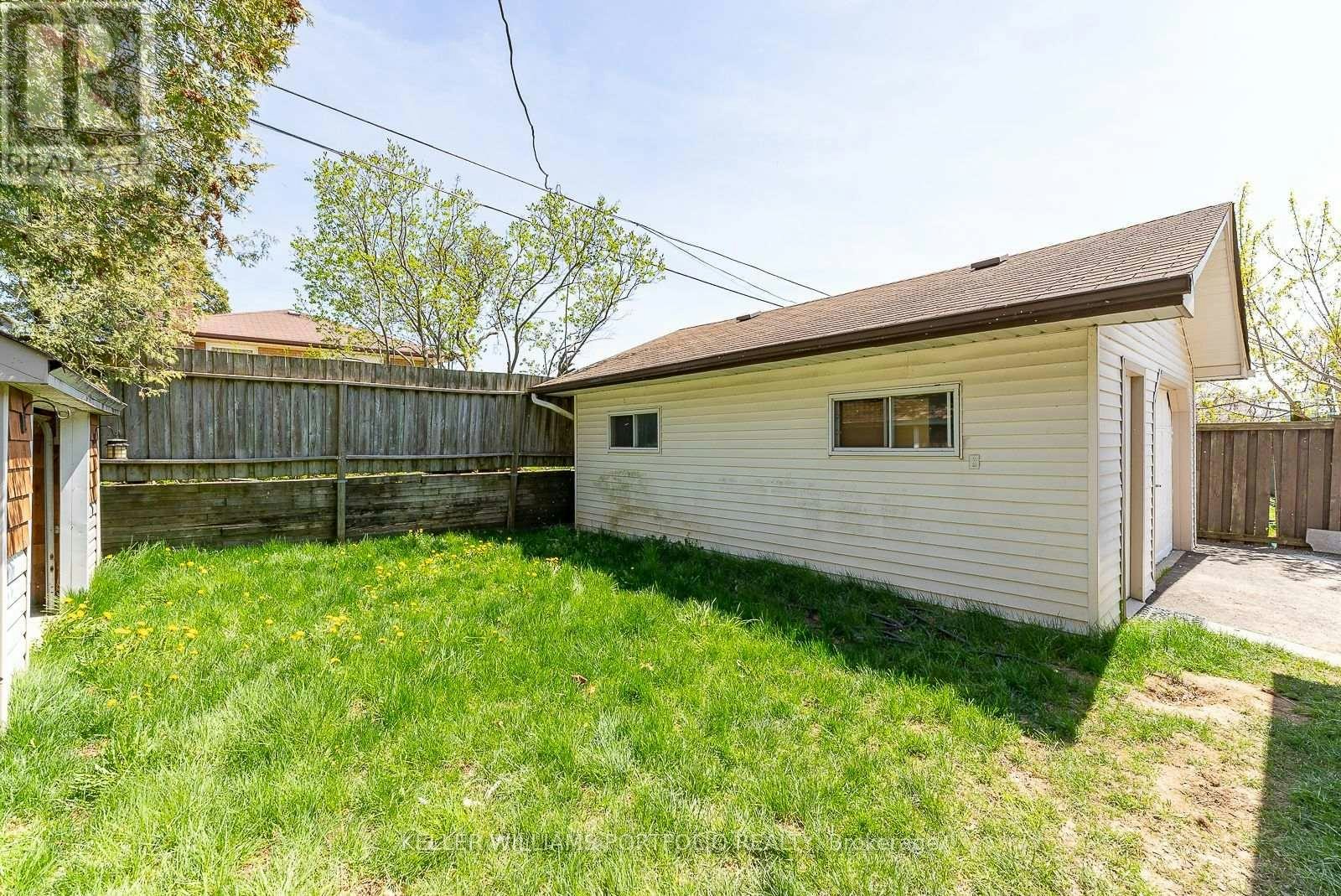MAIN FLR-1519 Lakeside Street, Oshawa, ON, L1J 3Y4 - 24