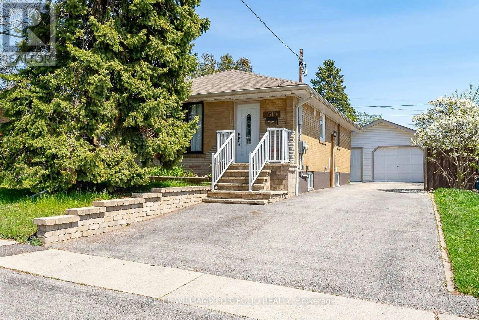 MAIN FLR-1519 Lakeside Street, Oshawa, ON, L1J 3Y4