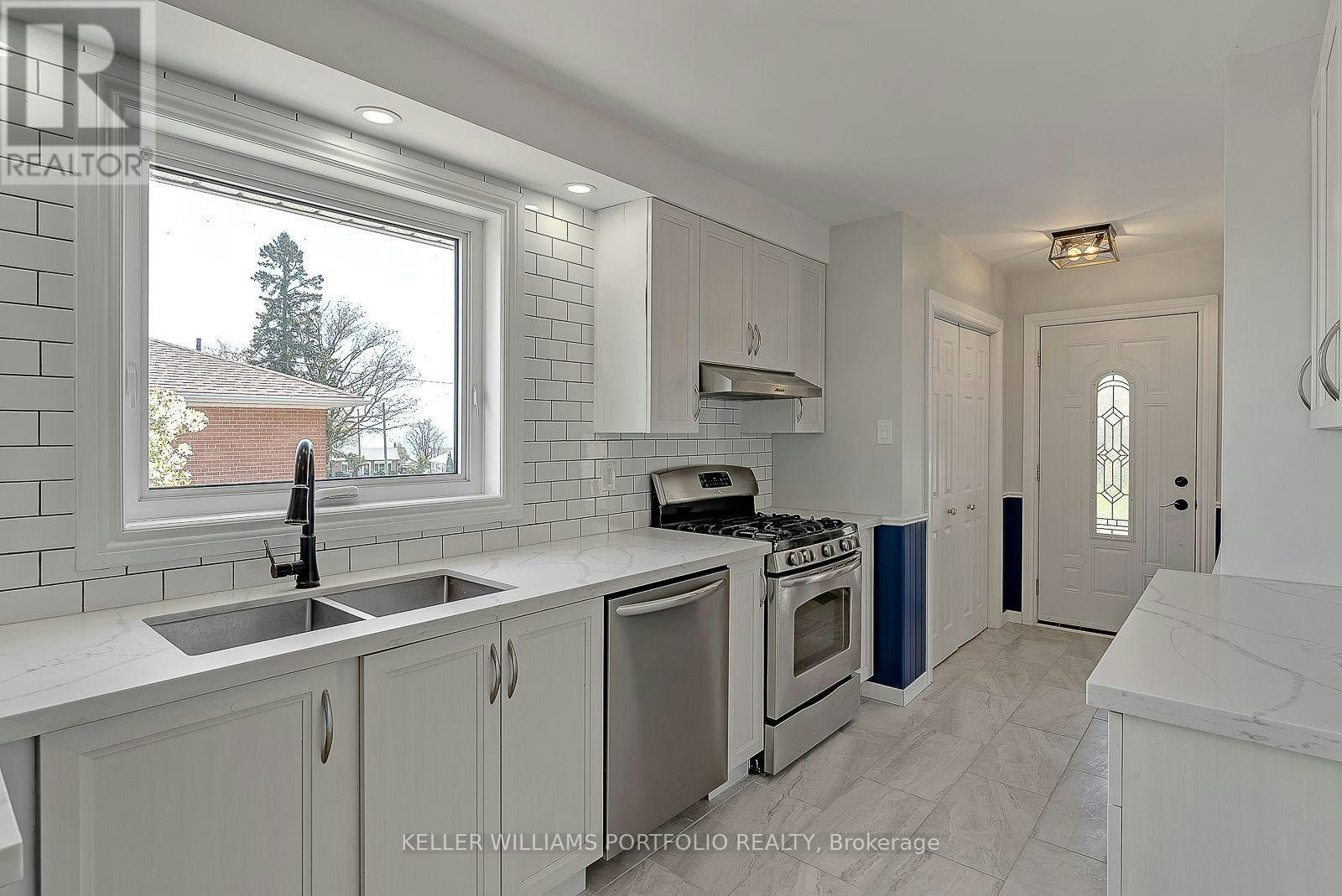 MAIN FLR-1519 Lakeside Street, Oshawa, ON, L1J 3Y4 - 7