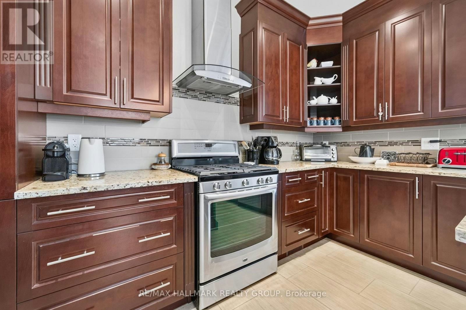 288 Selby Avenue, Ottawa, ON, K1Z 6R1 - 21