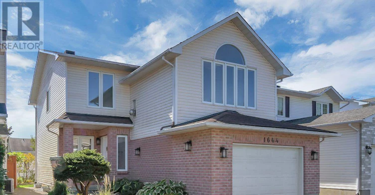 1644 Toulouse Crescent, Ottawa, ON, K1C 6K5 - 2