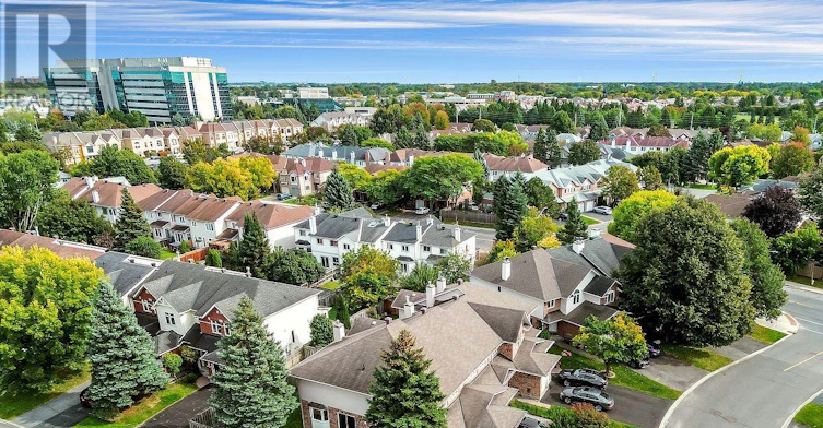 140 Thornbury Crescent, Ottawa, ON, K2G 6C2 - 3