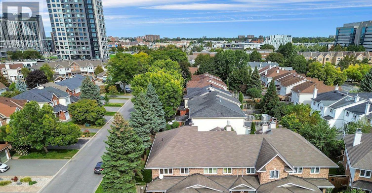 140 Thornbury Crescent, Ottawa, ON, K2G 6C2 - 2