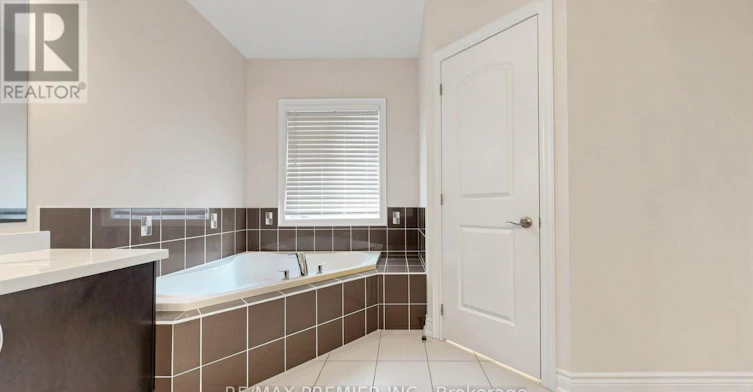 12 Paradise Valley Trail, King, ON, L7B 0A5 - 25
