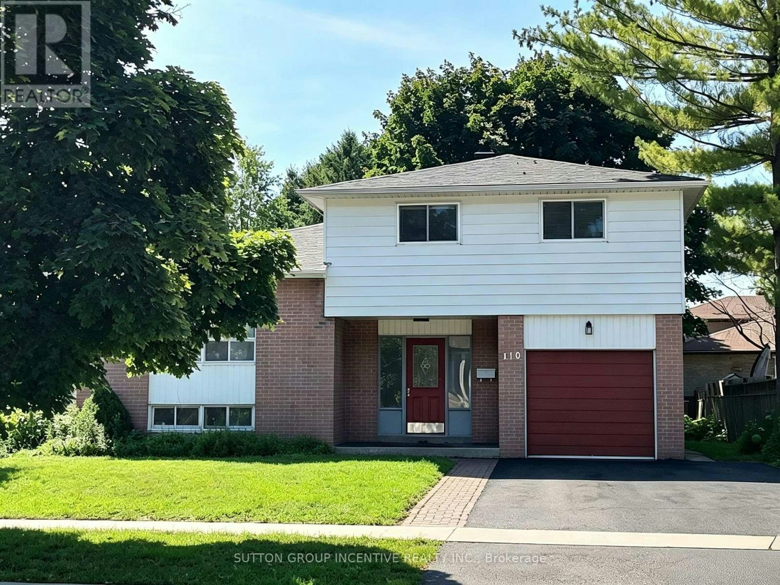 110 College Crescent, Barrie, ON, L4M 5C9