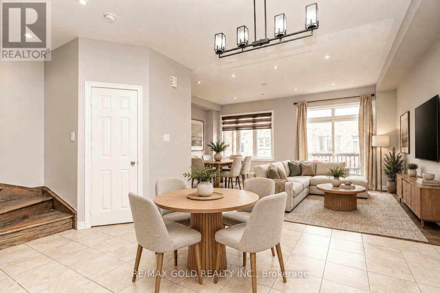 32 Rockman Crescent, Brampton, ON, L7A 4B4