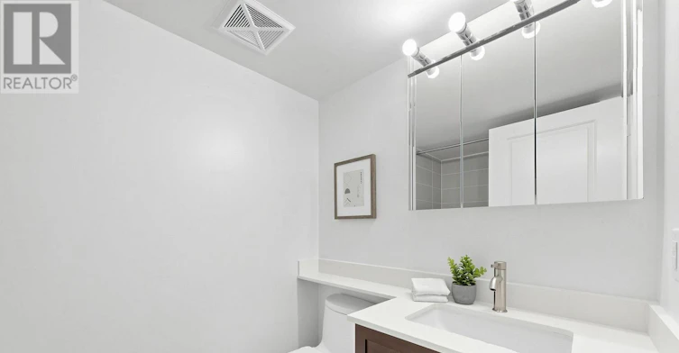 605-1 Michael Power Place, Toronto, ON, M9A 0A1 - 21
