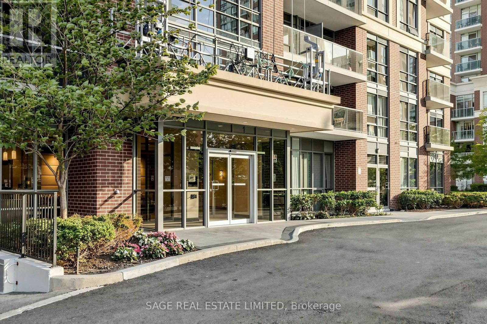 605-1 Michael Power Place, Toronto, ON, M9A 0A1 - 3