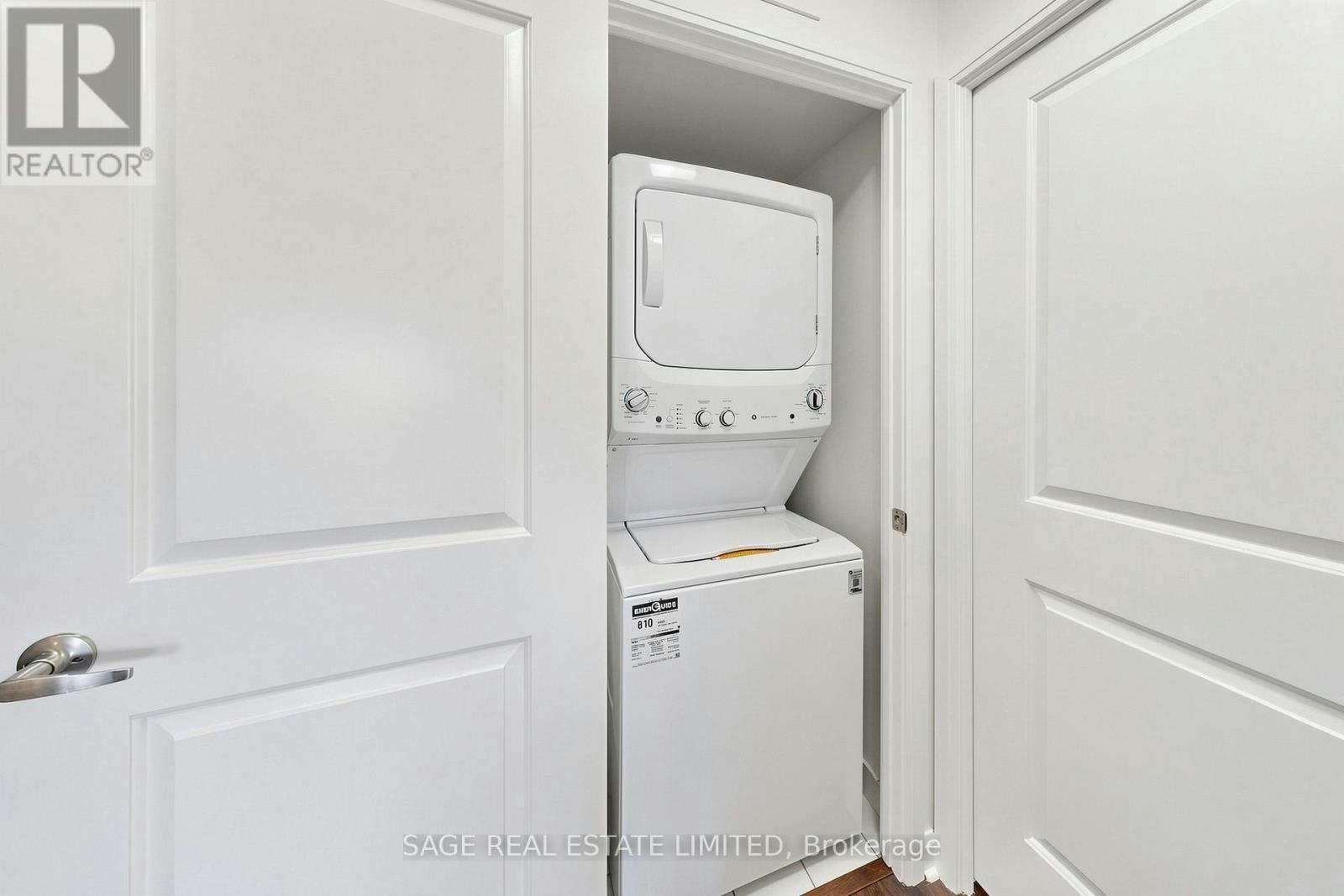 605-1 Michael Power Place, Toronto, ON, M9A 0A1 - 23