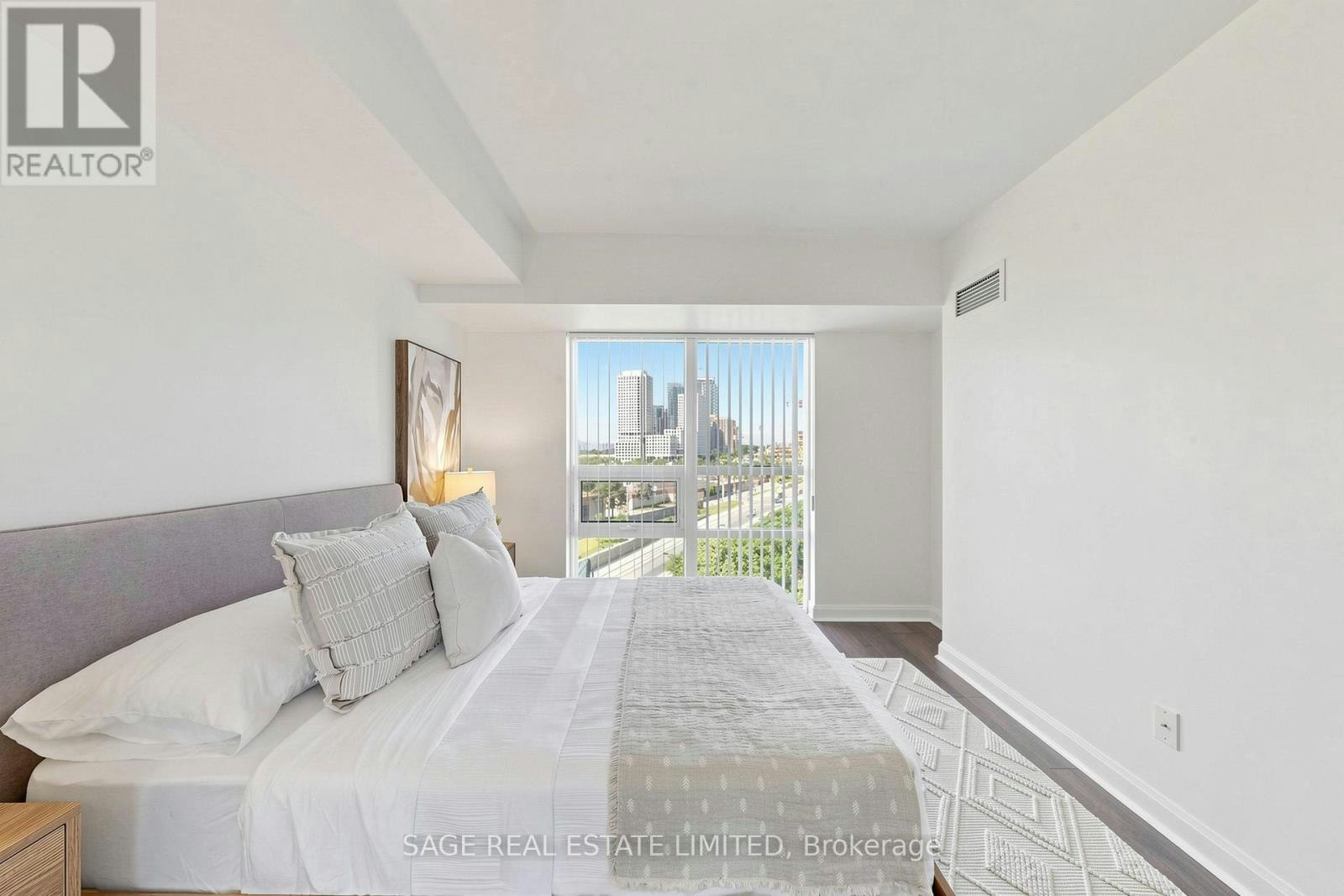 605-1 Michael Power Place, Toronto, ON, M9A 0A1 - 19