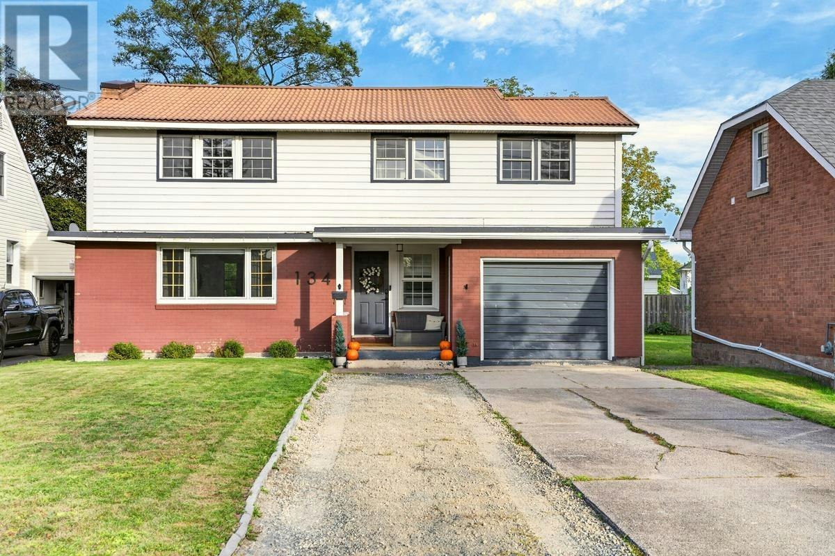 134 Bishops Court, Sault Ste. Marie, ON, P6A 3V9